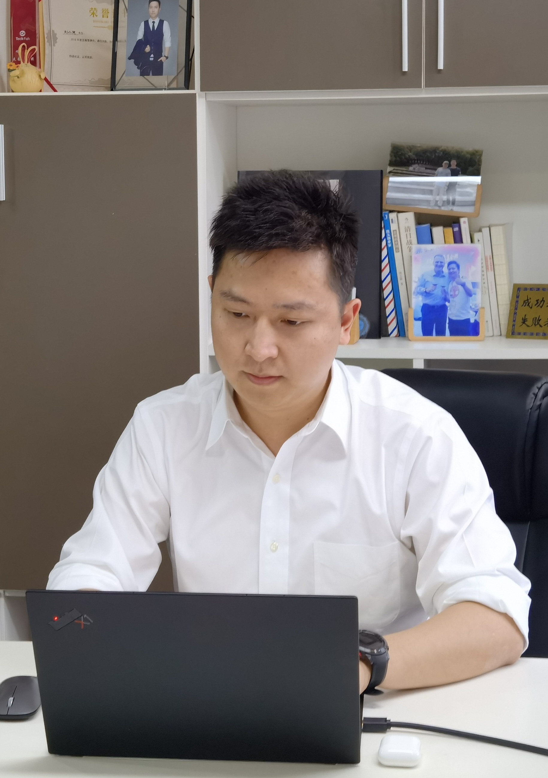 知鱼科技创始人兼总经理.jpg
